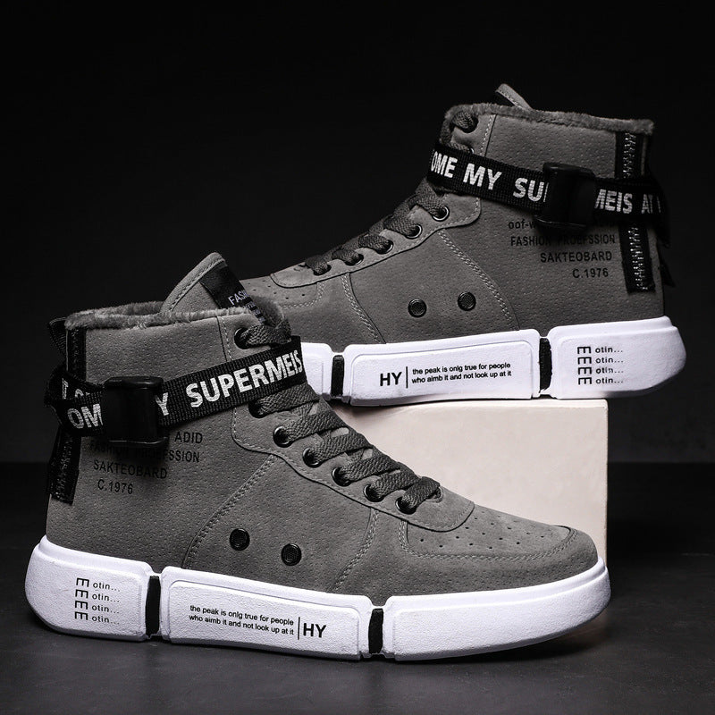 Man wearing British sneakers in street style outfit