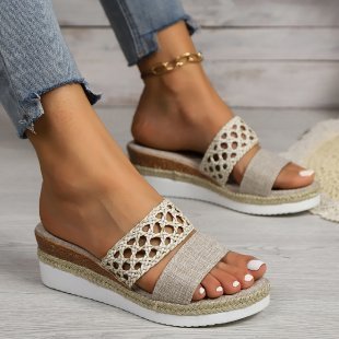 Close-up of Plus Size Sandals cushioned sole comfort