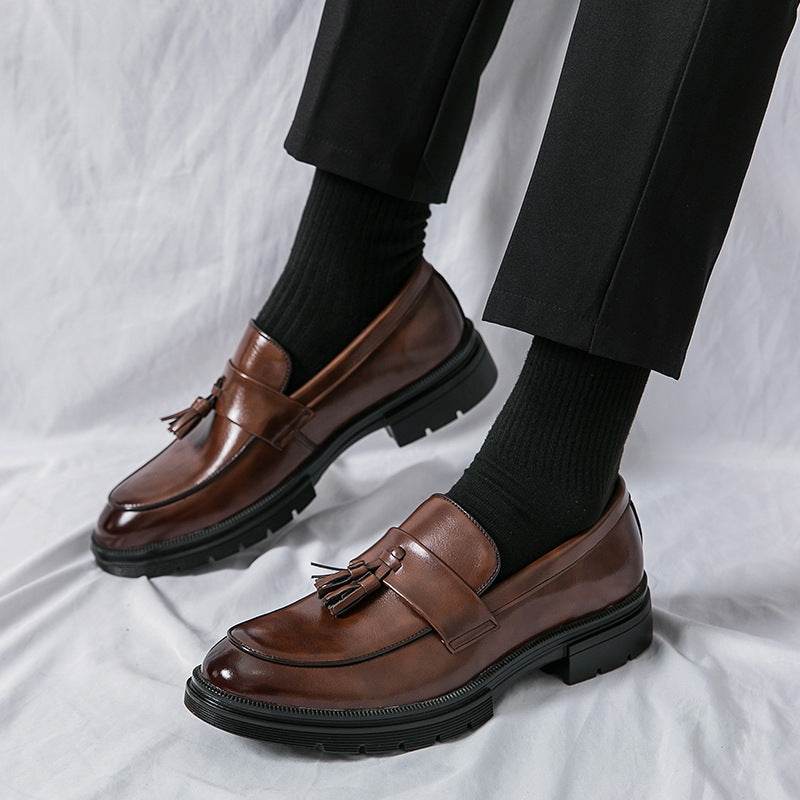 Classic tassel dress shoes for men in brown leather