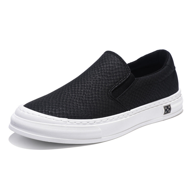 Close-up of Men’s Slip-on Sneakers non-slip outsole grip